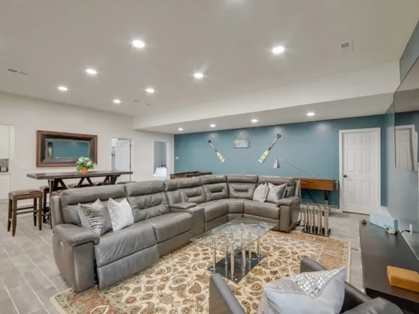 504 N Olcott Lake Rd #2, Jackson, MI 49201