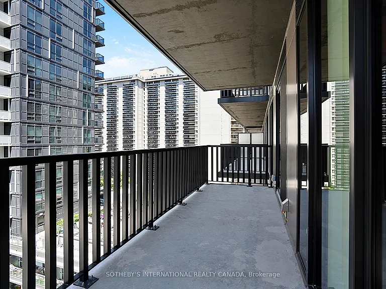 109 Erskine Ave #1110 — Photo 43