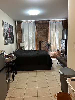 Rented by Bond New York | media 5