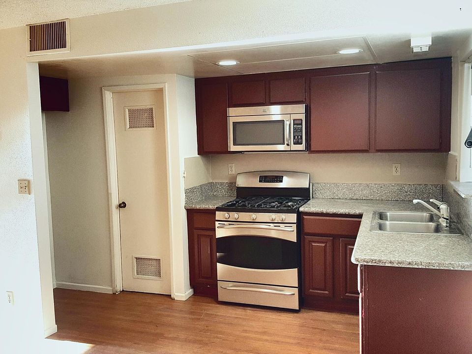 1st image of 330 E Cypress St APT 103