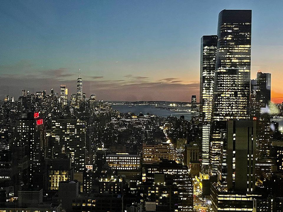 1st image of 350 W 42nd St APT 52E