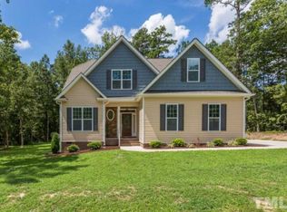 130 Glen Oaks Dr, Youngsville, NC 27596