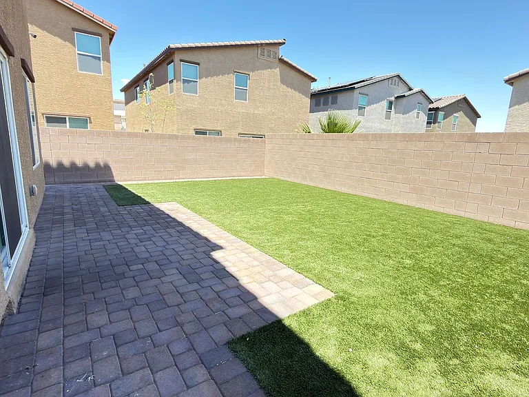 1180 Pitaya Ct — Photo 18