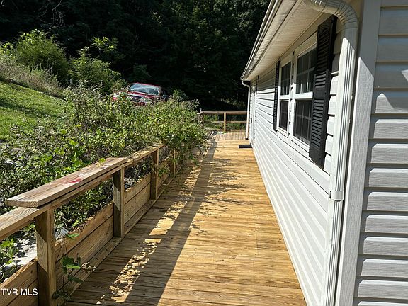 3rd image of 154 Joe Green Rd