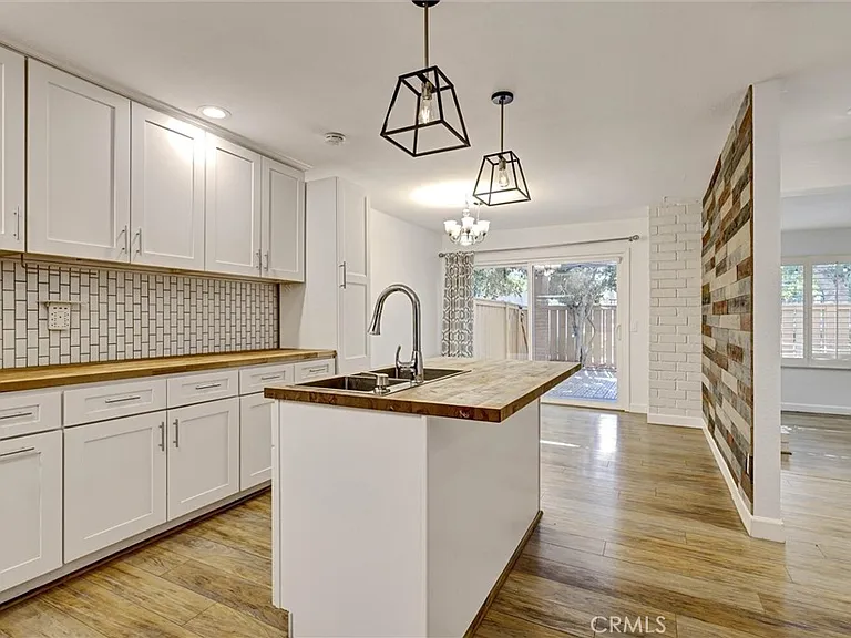 6560 E Camino Vis — Photo 7