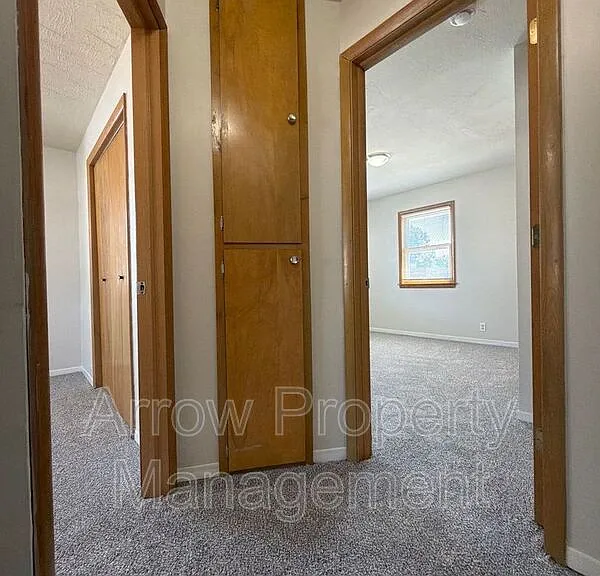 1309 S 10th St — Photo 9
