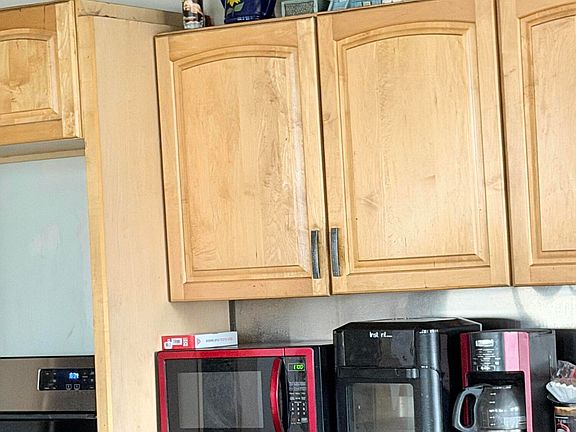 4th image of 5232 Barryville Rd