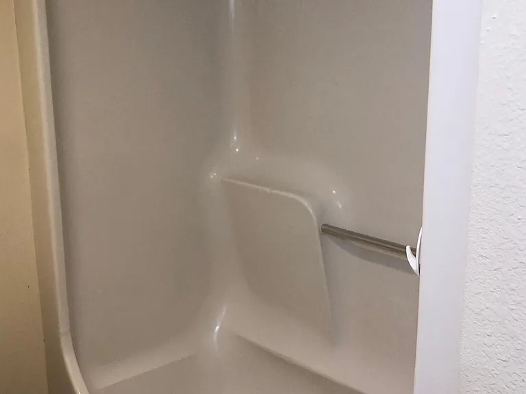 GUEST BATH & SHOWER COMBO