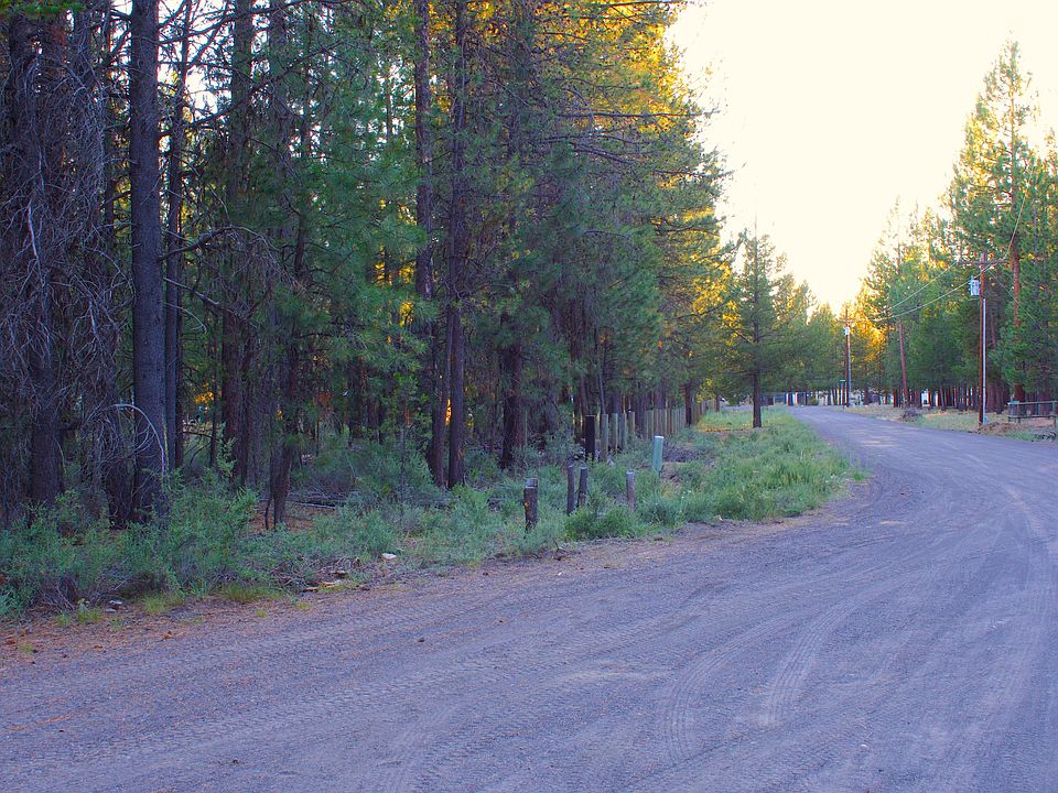 1st image of 15863 Bristlecone Ln