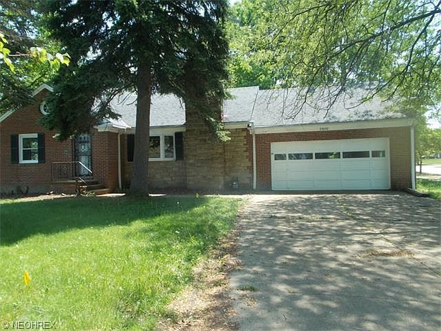 2nd image of 27050 Highland Rd