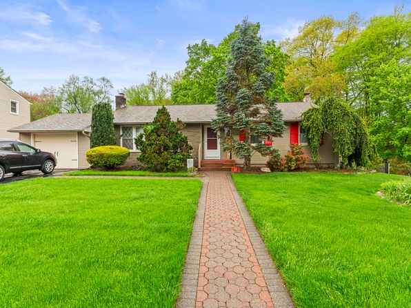57 Fowler Ln, East Hartford, CT 06118
