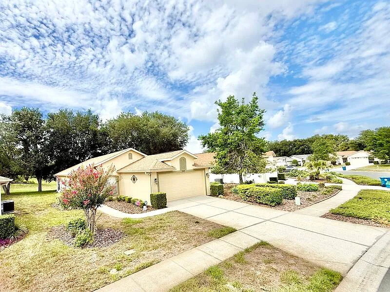 2 bed, 2.0 bath, 1280 sqft, $1,695 — Photo 4