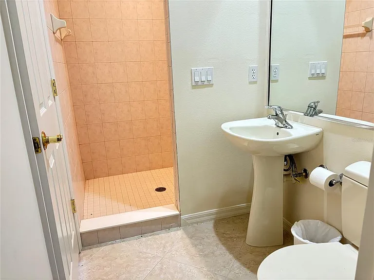 5835 Covey Ct — Photo 27