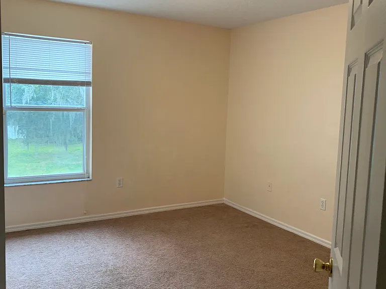 48 Cordona Dr — Photo 20
