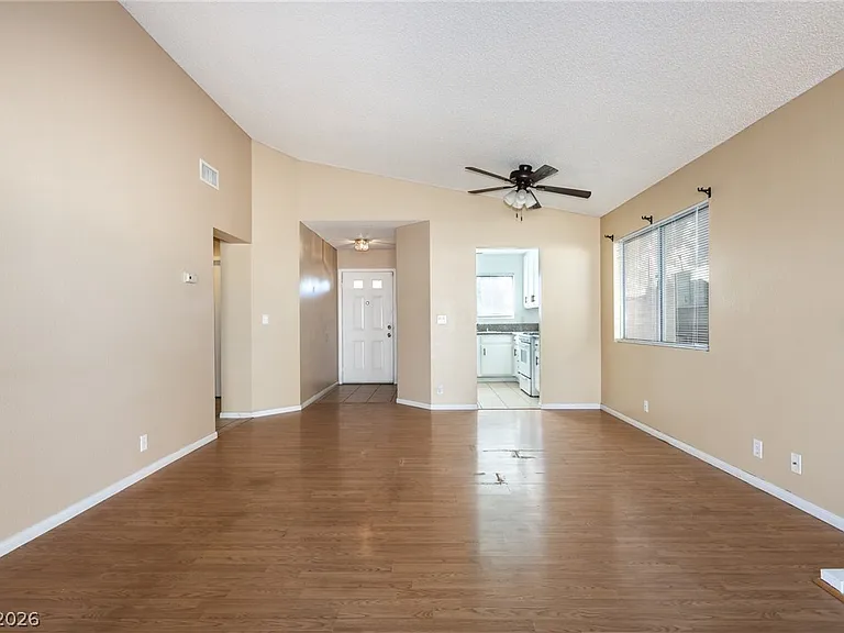 7434 Coffeyville Ave — Photo 9