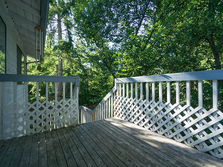 16708 SE 40th Pl — Photo 25