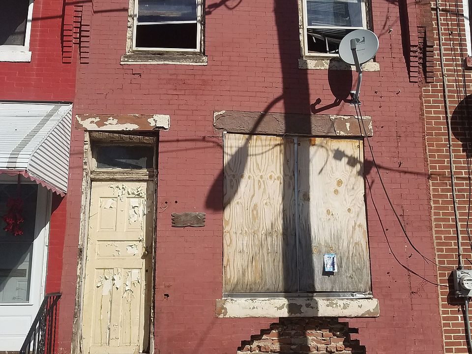 1st image of 2533 W Dakota St