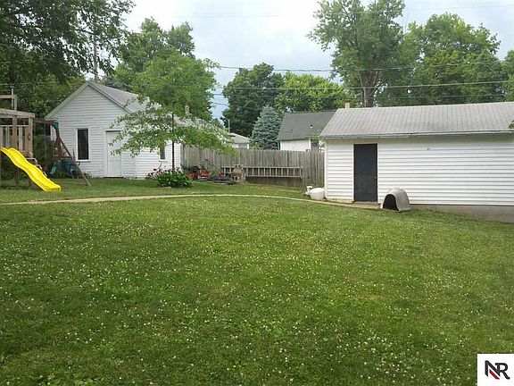 3rd image of 5106 Pinkney St