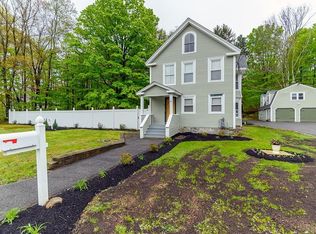 12 River Rd, Andover, MA 01810