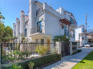 10542 Valley Spring Ln, Toluca Lake, CA 91602