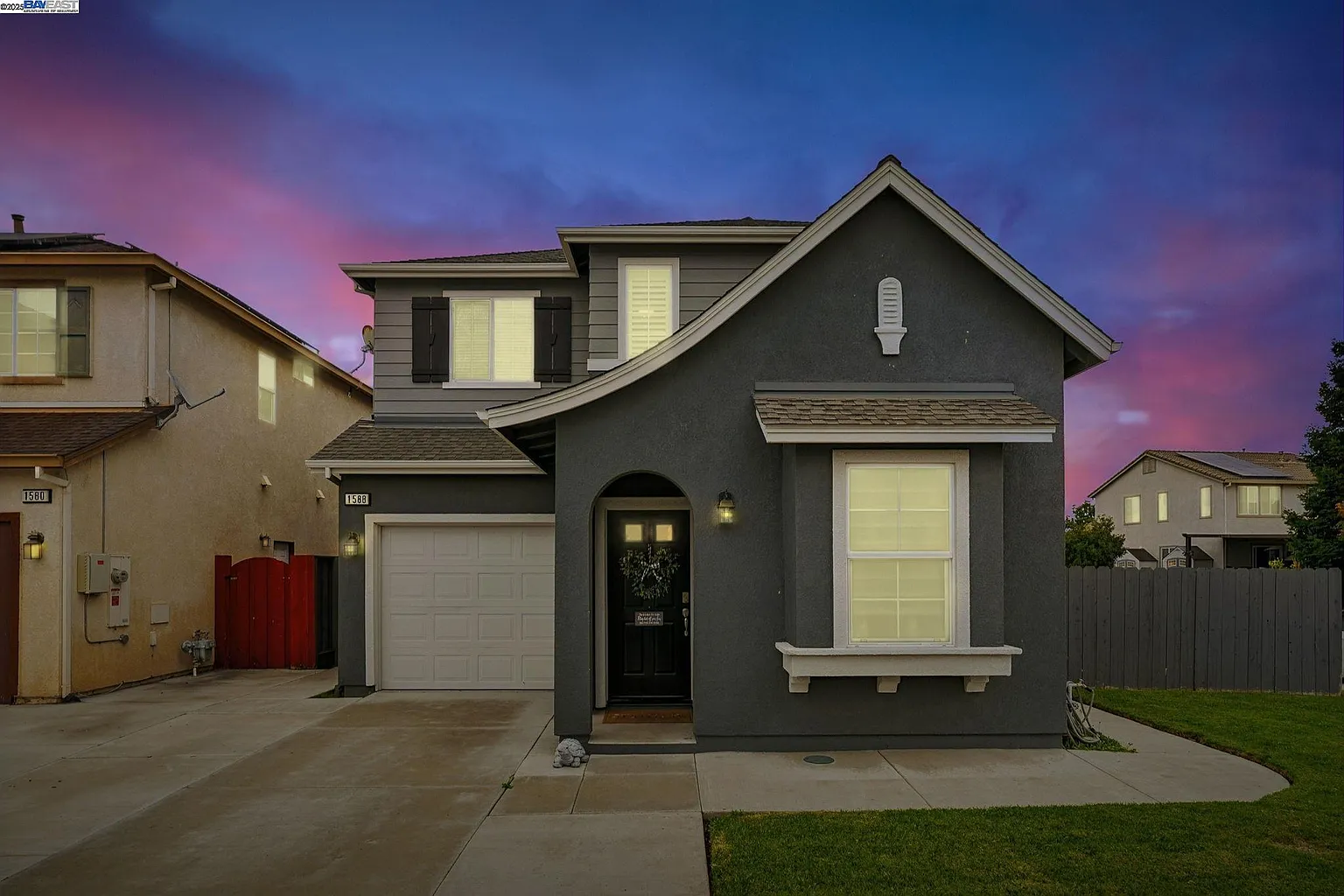 1588 Hearthsong Dr photo 1