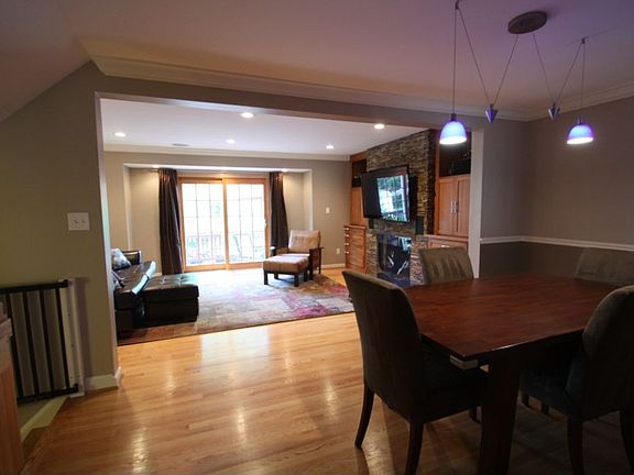Living Room/Dining Room