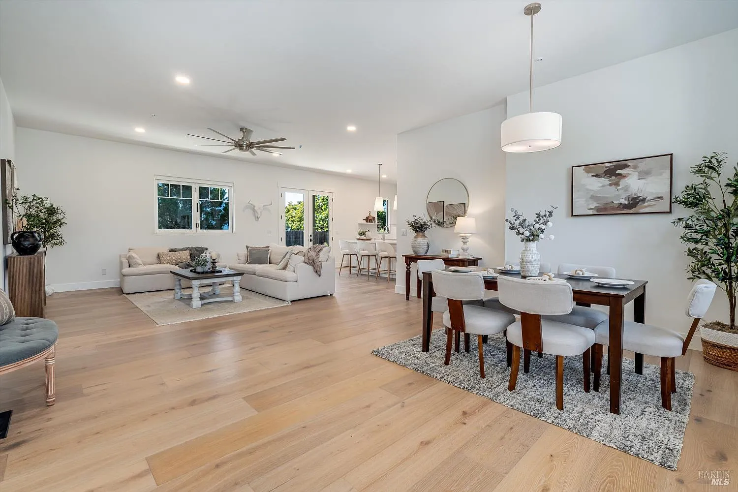 330 Cecile Court - Photo 5