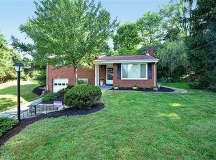 5 Tussey Cir, Pittsburgh, PA 15237