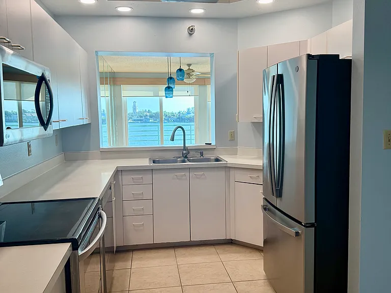 8000 Sailboat Key Blvd S #203 — Photo 13
