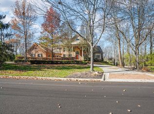 5236 Canterbury Dr, Powell, OH