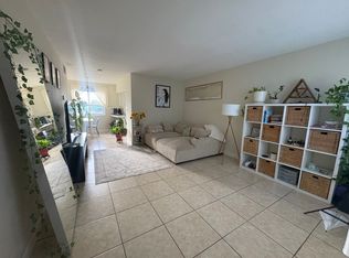 2210 Taylor St APT 304, Hollywood, FL 33020