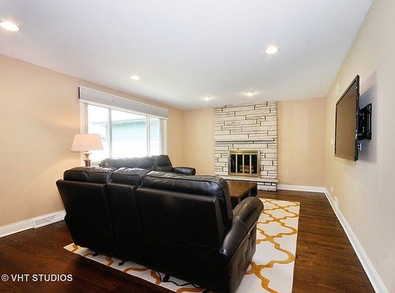 5th image of 9232 S Tripp Ave