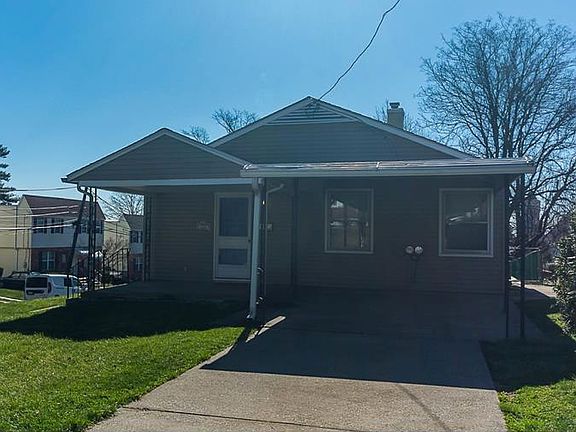 2nd image of 154 Saint Charles St