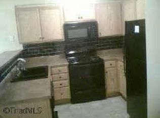 1920 Crest Hollow 202 #202, Winston-Salem, NC 27127