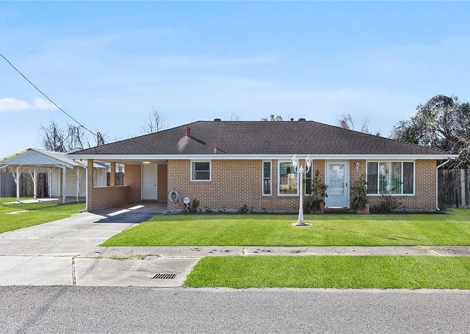 1st image of 1055 Lesan Dr