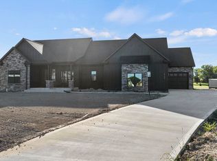 5750 Ziggy Cv, Auburn, IN 46706