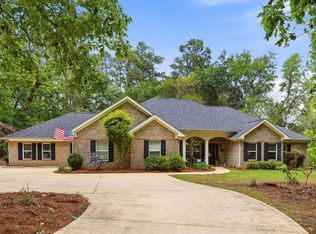 3714 Loma Farm Rd, Tallahassee, FL 32309