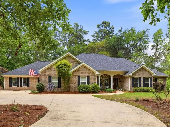 3714 Loma Farm Rd, Tallahassee, FL 32309
