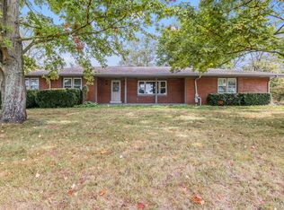 2410 Peacock Rd, Paris, KY 40361