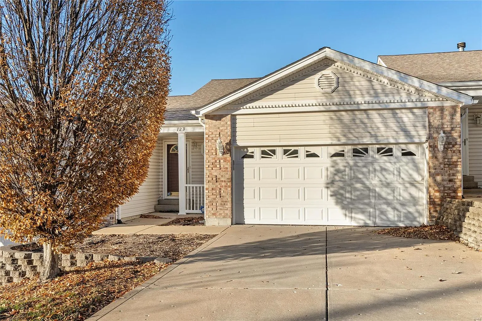 123 Samarra Estates Dr photo 1