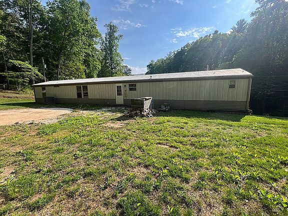3rd image of 191 Bear Hollow Rd