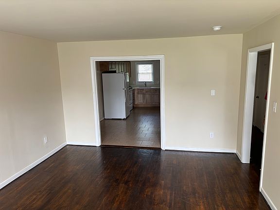3rd image of 4015 Stella Ct