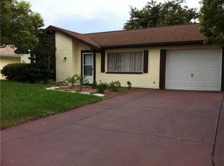 8512 Sunflower Ln, Hudson, FL 34667