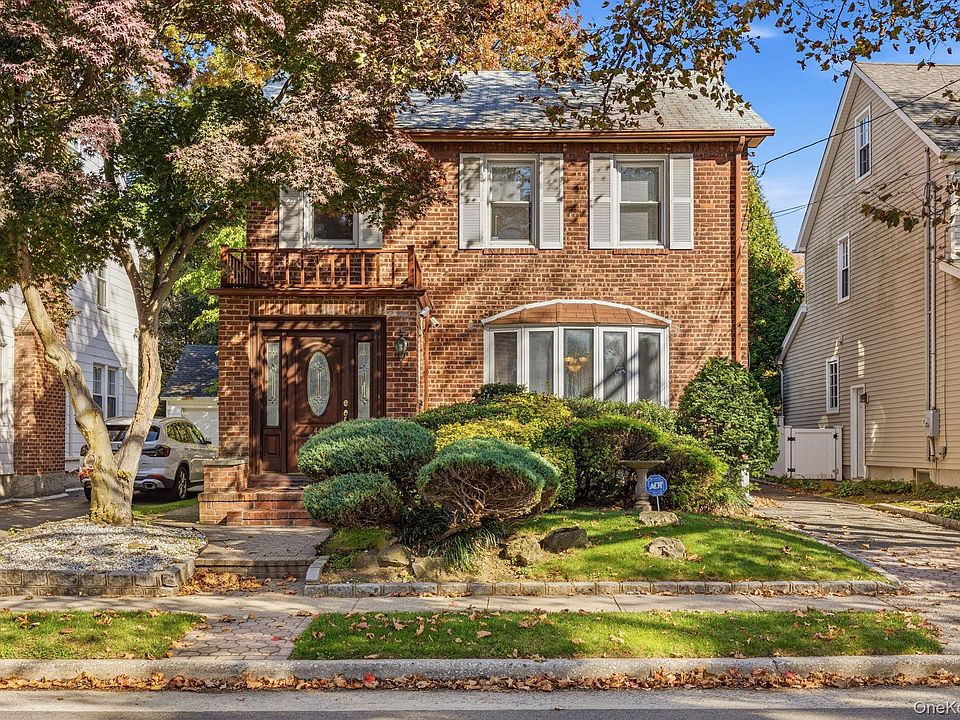 1st image of 44 Jayson Avenue