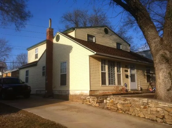 5030 Woodend Ave, Kansas City, KS 66106
