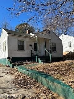 1st image of 1030 Thurmond St