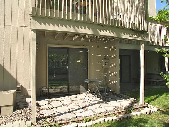 Walkout patio