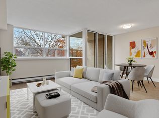 64 Ontario St, Kingston, ON K7L 5J4