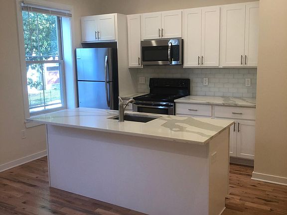 2nd image of 1730 W Girard Ave #2R