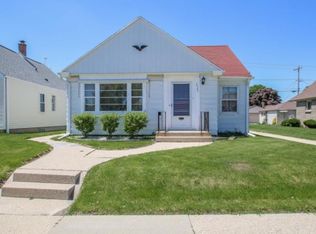 3587 S 15th St, Milwaukee, WI 53221